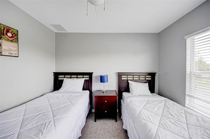 Image No.17-4 Bed Property for sale