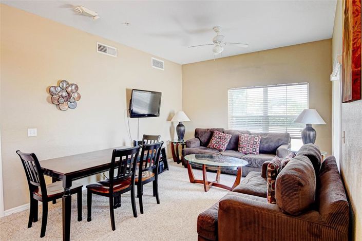 Image No.2-4 Bed Property for sale