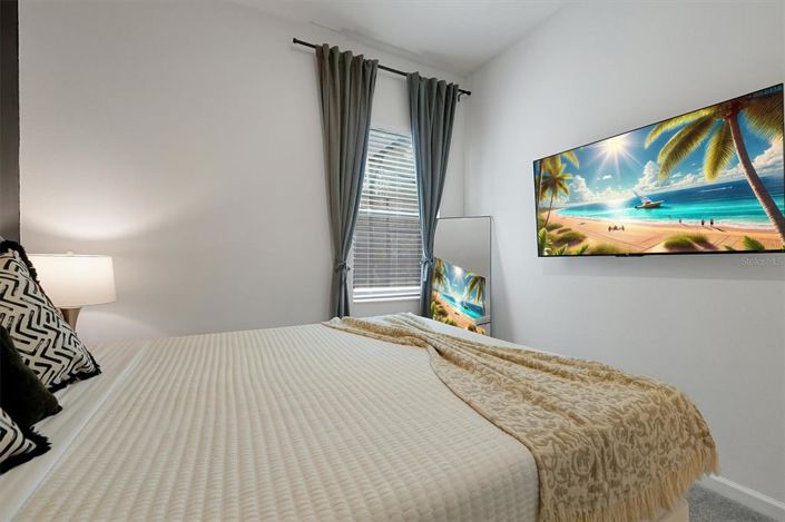 Image No.22-5 Bed Townhouse for sale