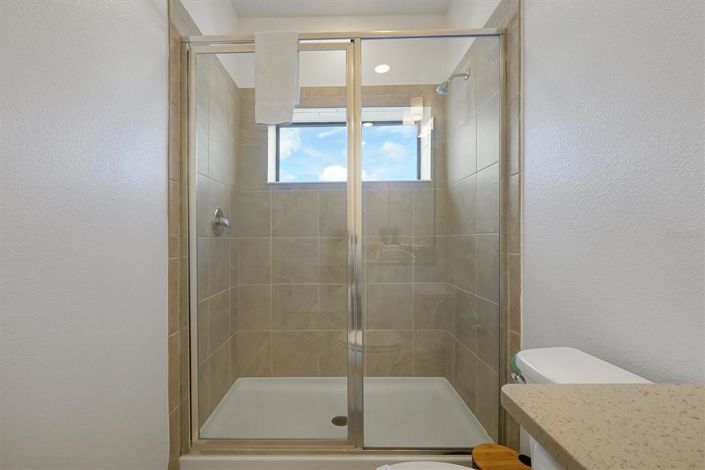 Image No.31-5 Bed Townhouse for sale