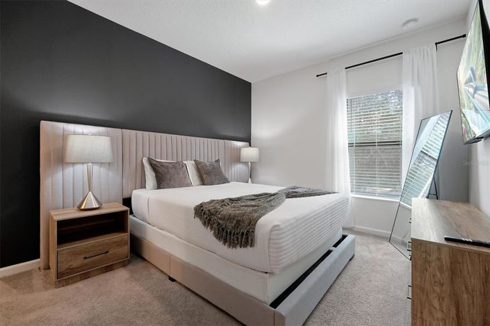 Image No.37-5 Bed Townhouse for sale