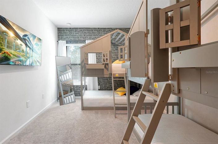 Image No.42-5 Bed Townhouse for sale