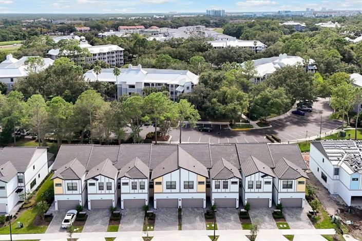 Image No.47-5 Bed Townhouse for sale