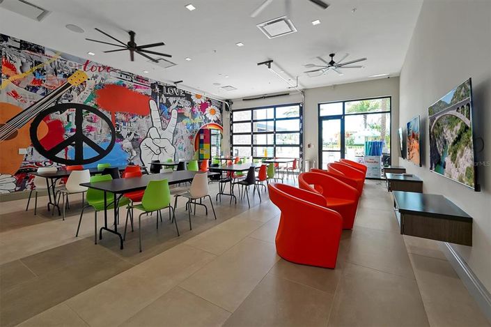 Image No.56-5 Bed Townhouse for sale