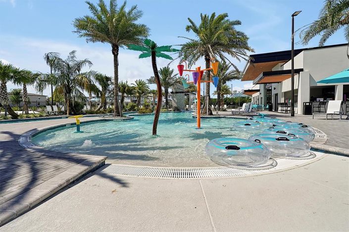 Image No.60-5 Bed Townhouse for sale