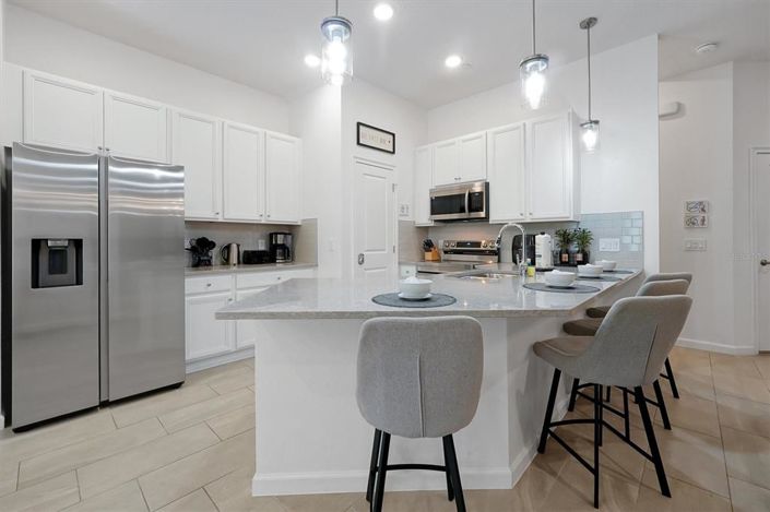 Image No.9-5 Bed Townhouse for sale