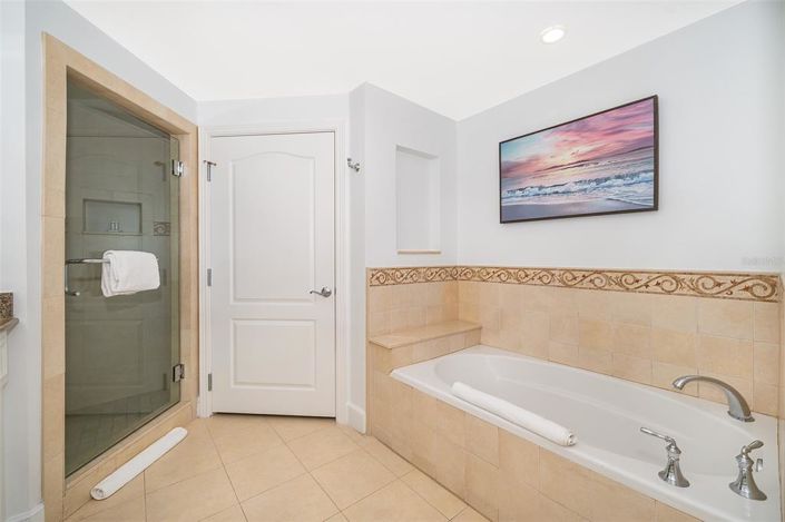 Image No.20-2 Bed Property for sale