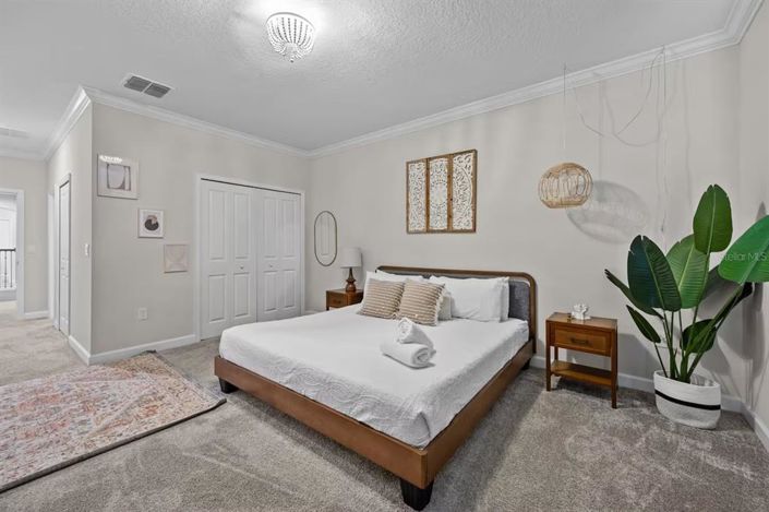 Image No.21-5 Bed Property for sale