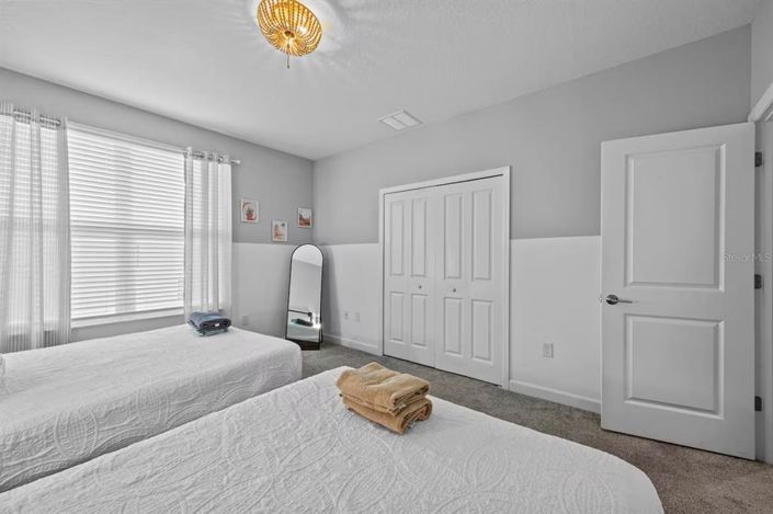 Image No.33-5 Bed Property for sale