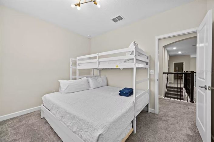 Image No.34-5 Bed Property for sale