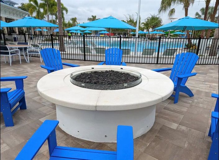 Image No.42-10 Bed Property for sale