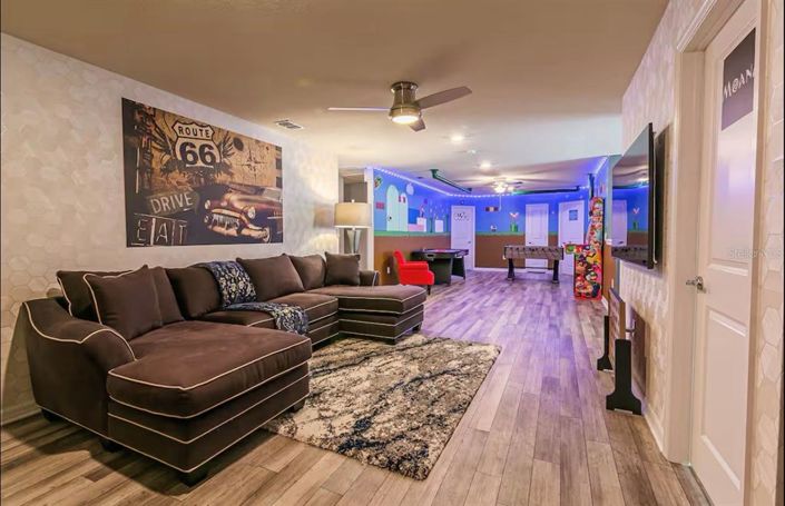 Image No.9-10 Bed Property for sale