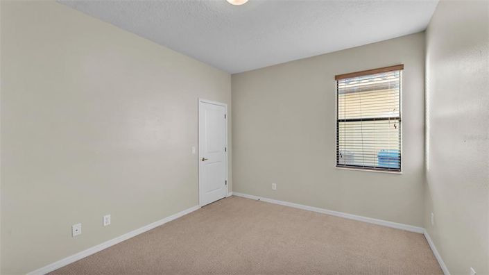 Image No.26-5 Bed Property for sale