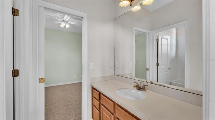 Image No.36-5 Bed Property for sale