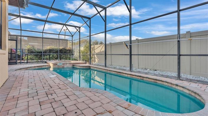 Image No.47-5 Bed Property for sale