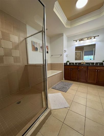 Image No.9-3 Bed Property for sale