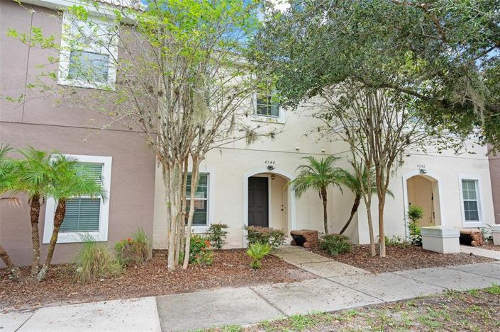 Image No.2-3 Bed Townhouse for sale