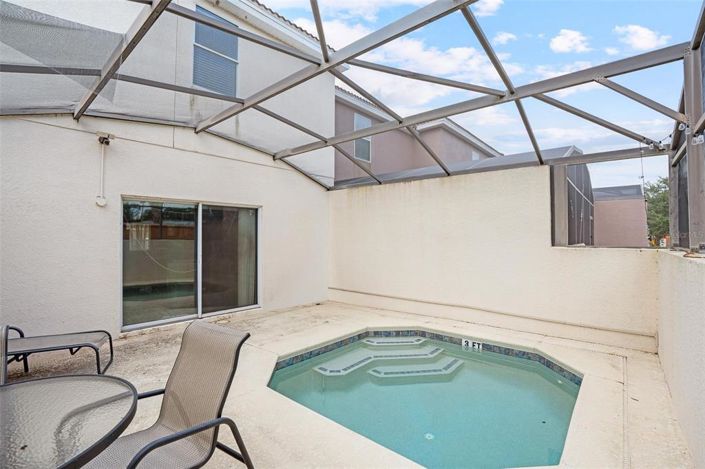 Image No.26-3 Bed Townhouse for sale