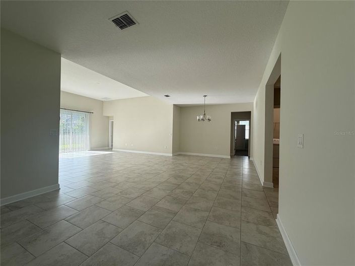 Image No.12-4 Bed Property for sale