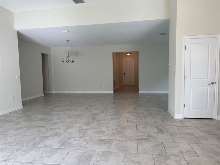 Image No.5-4 Bed Property for sale