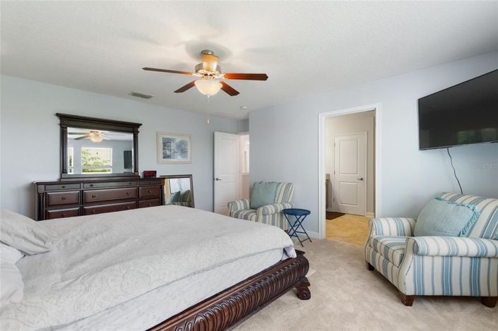 Image No.19-4 Bed Property for sale