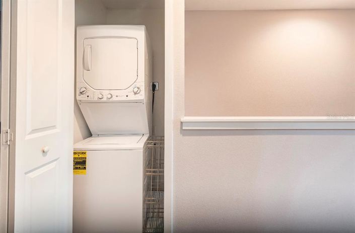 Image No.28-3 Bed Townhouse for sale