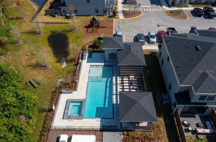 Image No.30-3 Bed Townhouse for sale