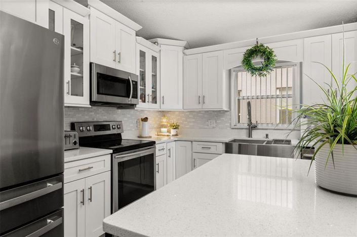 Image No.13-4 Bed Property for sale