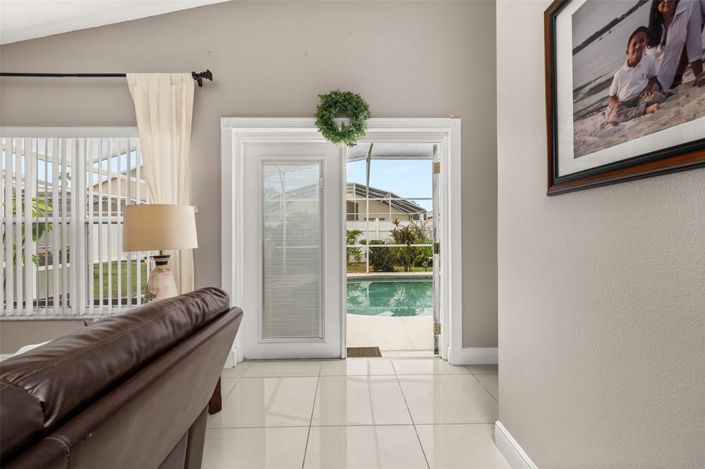 Image No.22-4 Bed Property for sale