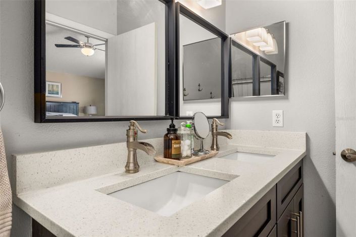 Image No.27-4 Bed Property for sale