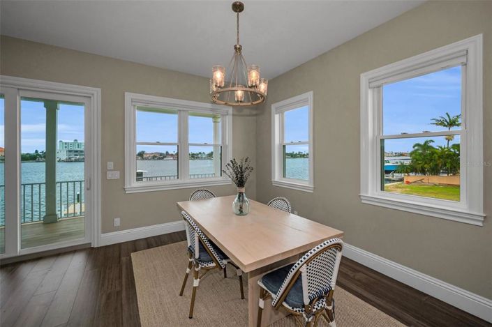 Image No.13-5 Bed Property for sale