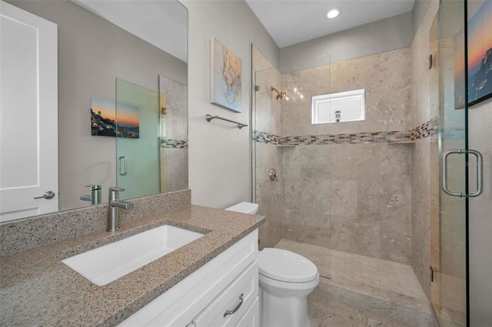 Image No.33-5 Bed Property for sale