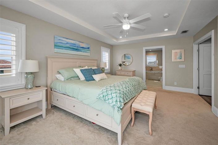 Image No.39-5 Bed Property for sale