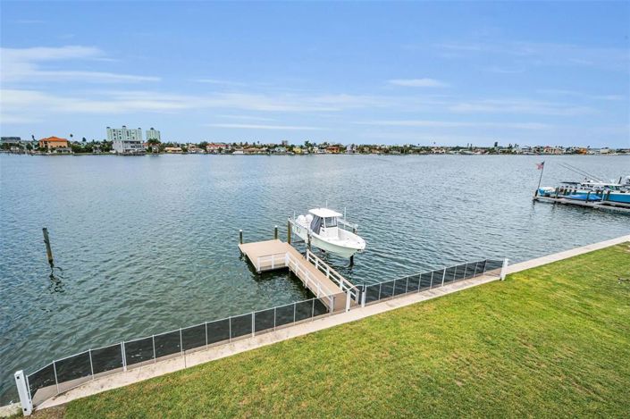 Image No.44-5 Bed Property for sale