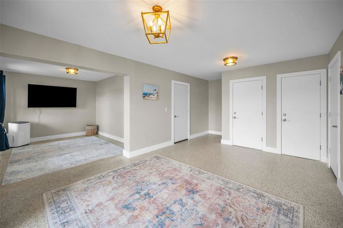 Image No.53-5 Bed Property for sale