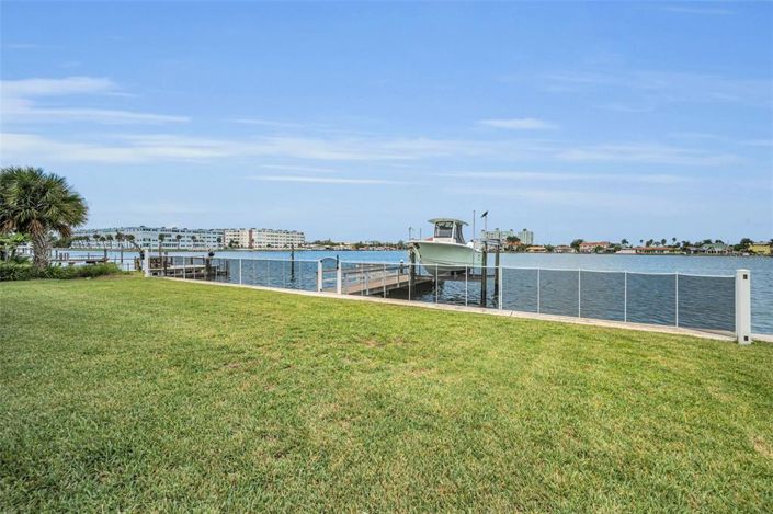 Image No.59-5 Bed Property for sale