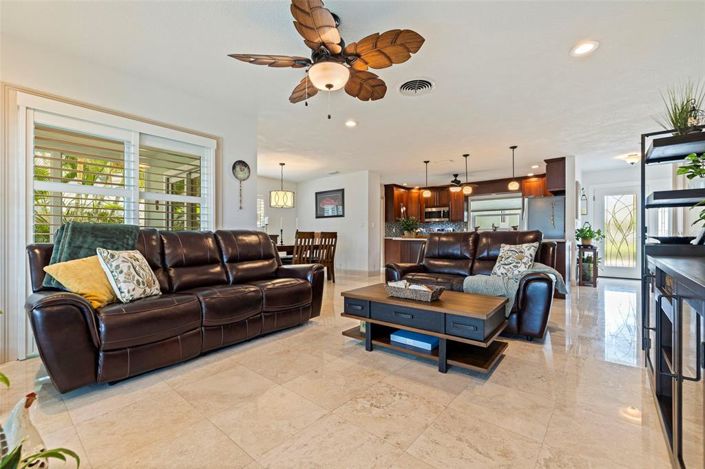 Image No.14-3 Bed Property for sale