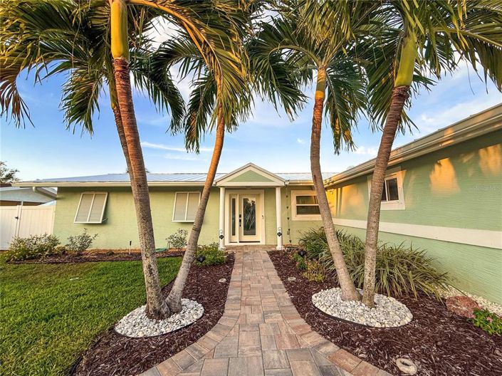 Image No.4-3 Bed Property for sale