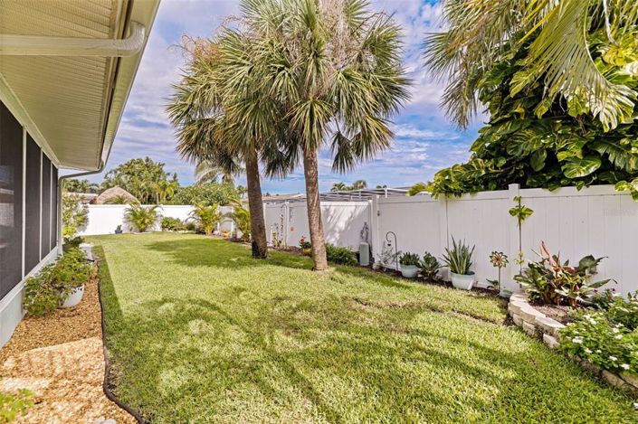 Image No.40-3 Bed Property for sale