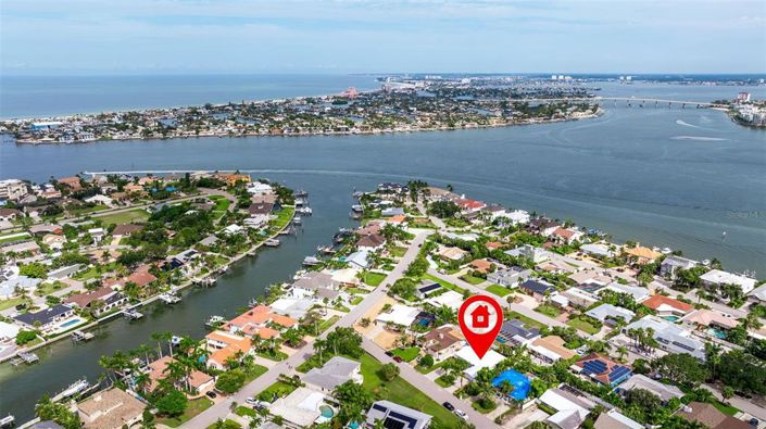 Image No.47-3 Bed Property for sale