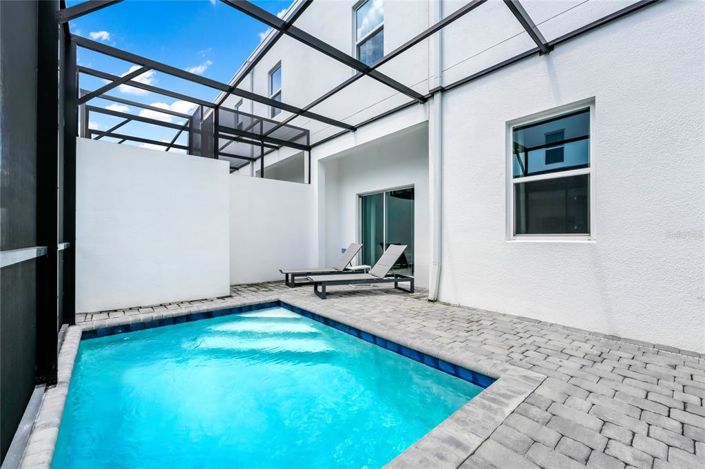 Image No.32-4 Bed Townhouse for sale