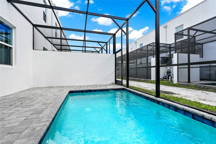 Image No.33-4 Bed Townhouse for sale