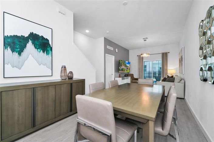 Image No.8-4 Bed Townhouse for sale