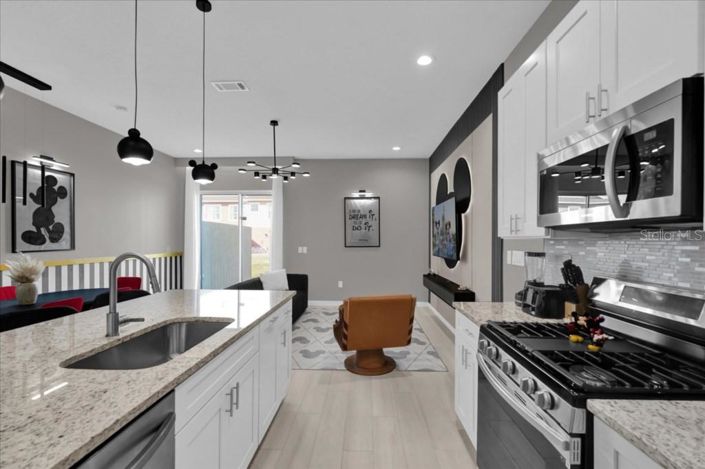 Image No.12-3 Bed Townhouse for sale