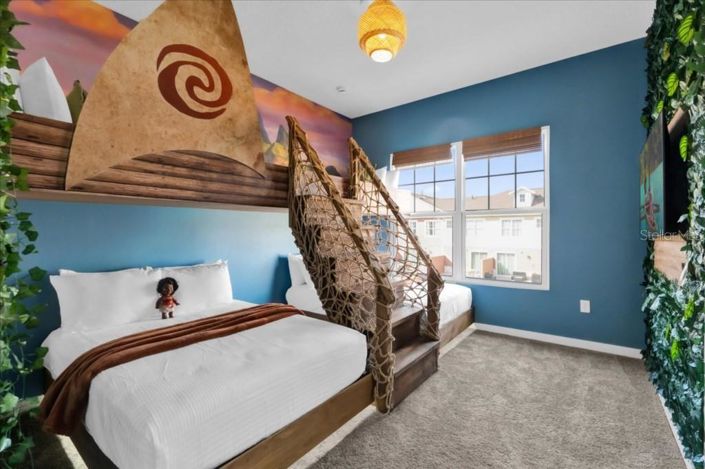 Image No.18-3 Bed Townhouse for sale