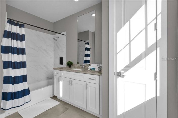 Image No.23-3 Bed Townhouse for sale