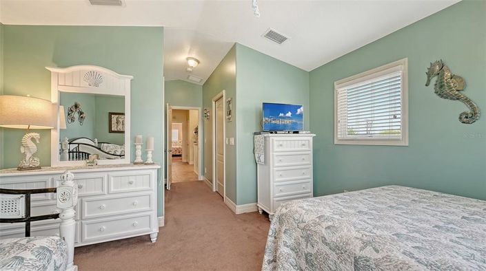 Image No.26-3 Bed Property for sale