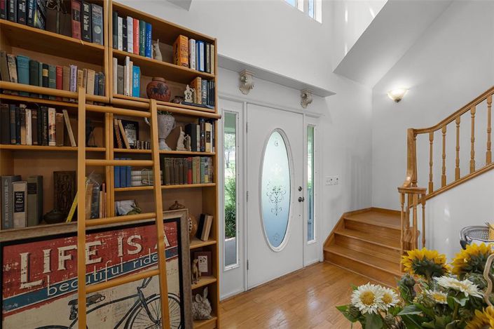 Image No.13-3 Bed Property for sale