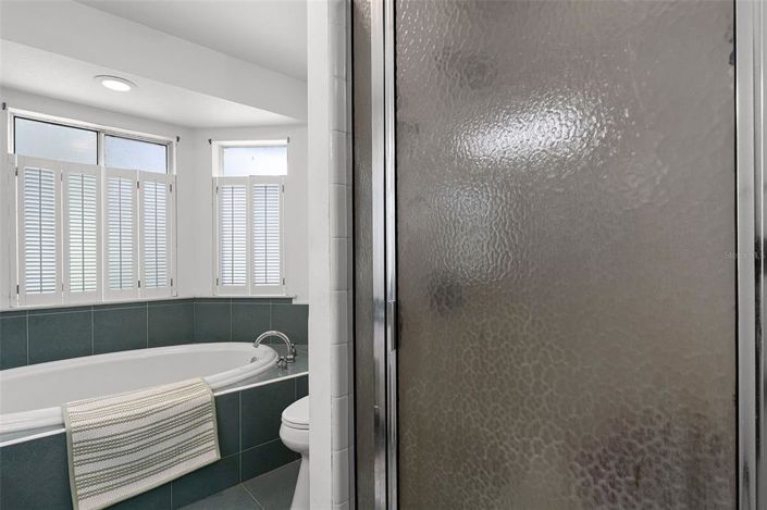 Image No.30-3 Bed Property for sale