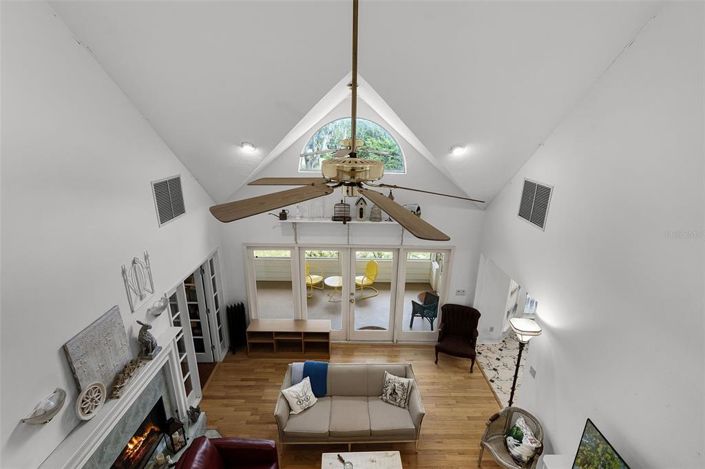 Image No.42-3 Bed Property for sale